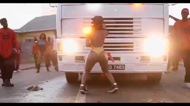 Bunji Garlin - Truck on D Road