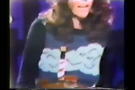 Carpenters - Santa Claus Is Coming to Town