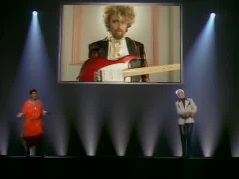 Eurythmics - Sisters Are Doin’ It for Themselves