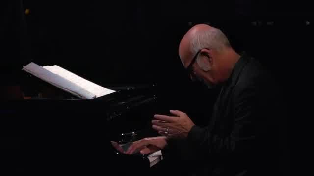 Ludovico Einaudi - Logos