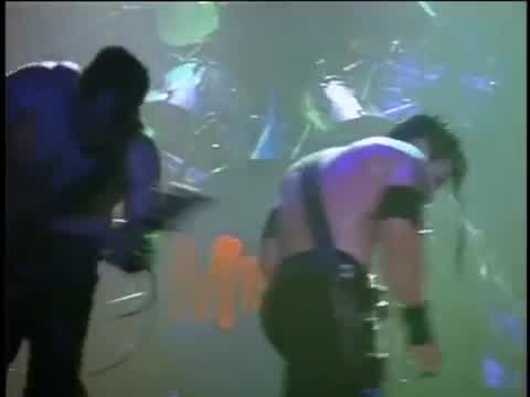 Misfits - Dig Up Her Bones