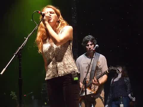 Neko Case - Hold On, Hold On