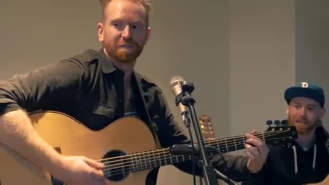 Newton Faulkner - Far to Fall