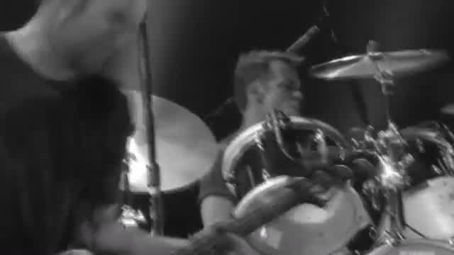 Pearl Jam - Amongst the Waves