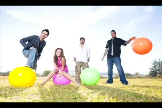 Sandoval - Loco Extraño