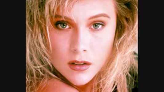 Samantha Fox - Nothing's Gonna Stop Me Now